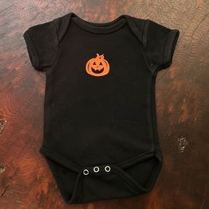 🆕 Pumpkin Onesie- 6-12mos